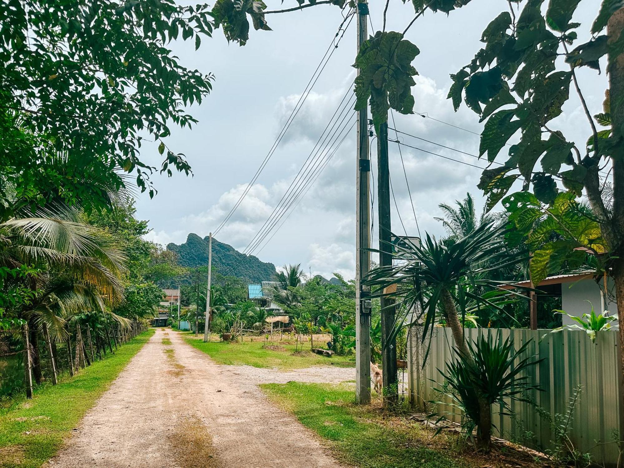 Baan Panmala Guesthouse - Ao Luek, Krabi By Eksteriør billede