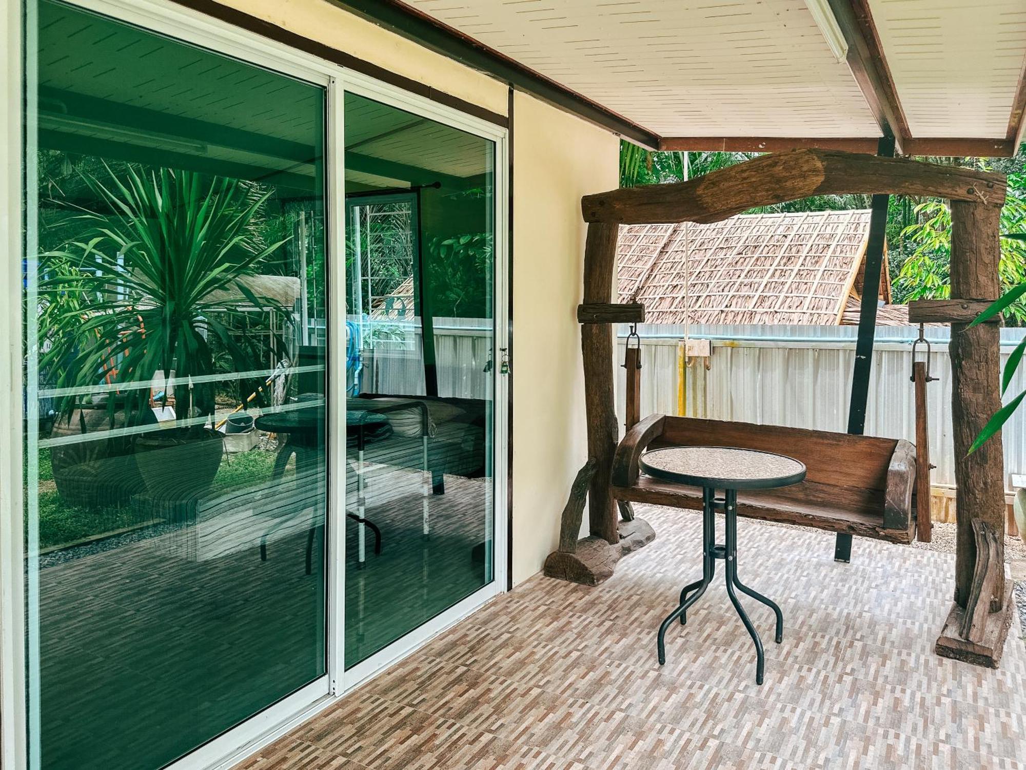 Baan Panmala Guesthouse - Ao Luek, Krabi By Eksteriør billede