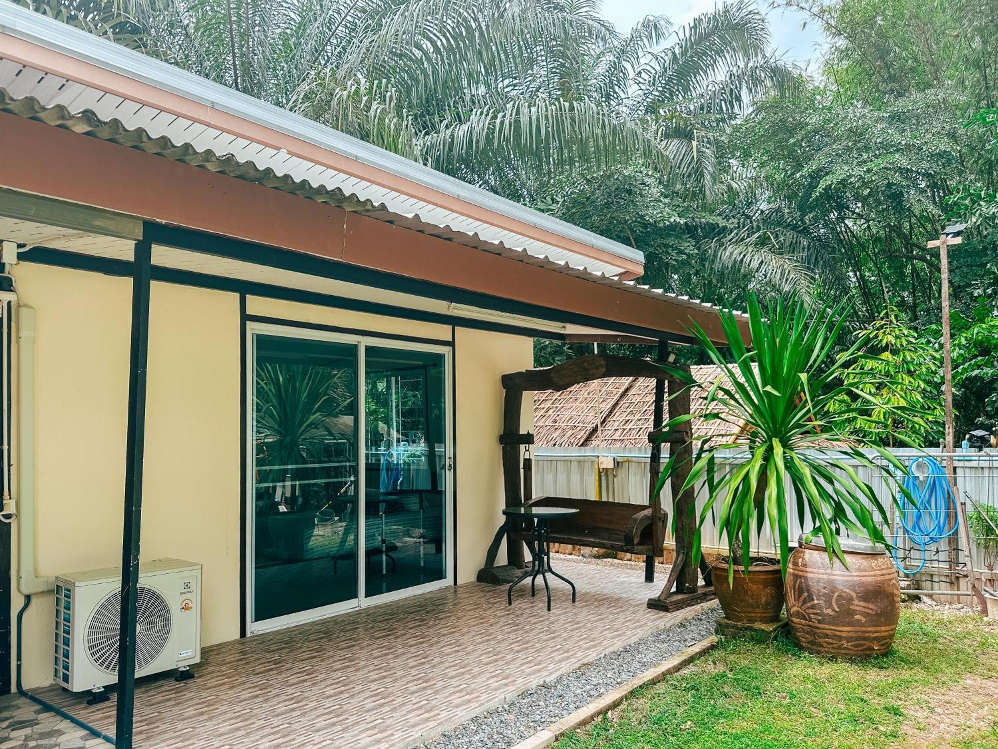 Baan Panmala Guesthouse - Ao Luek, Krabi By Eksteriør billede